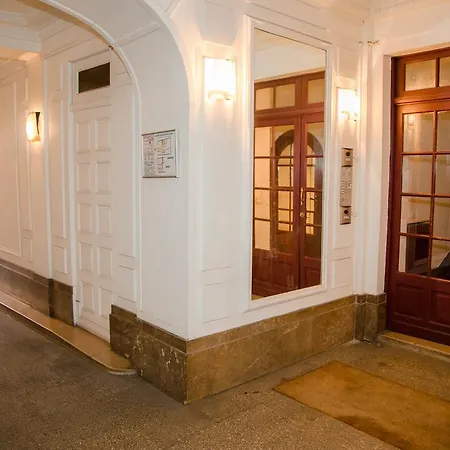Just Renovated 138m2 On The Seine